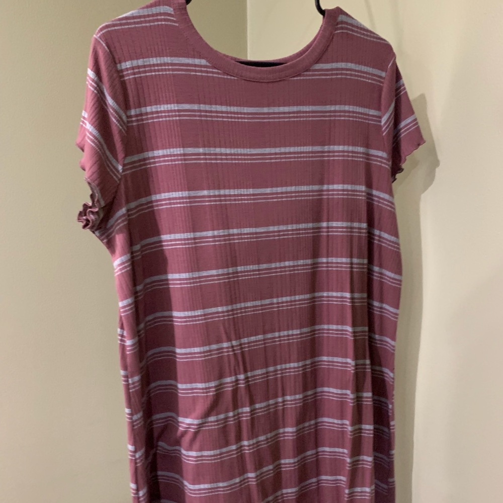 Mauve t-shirt dress